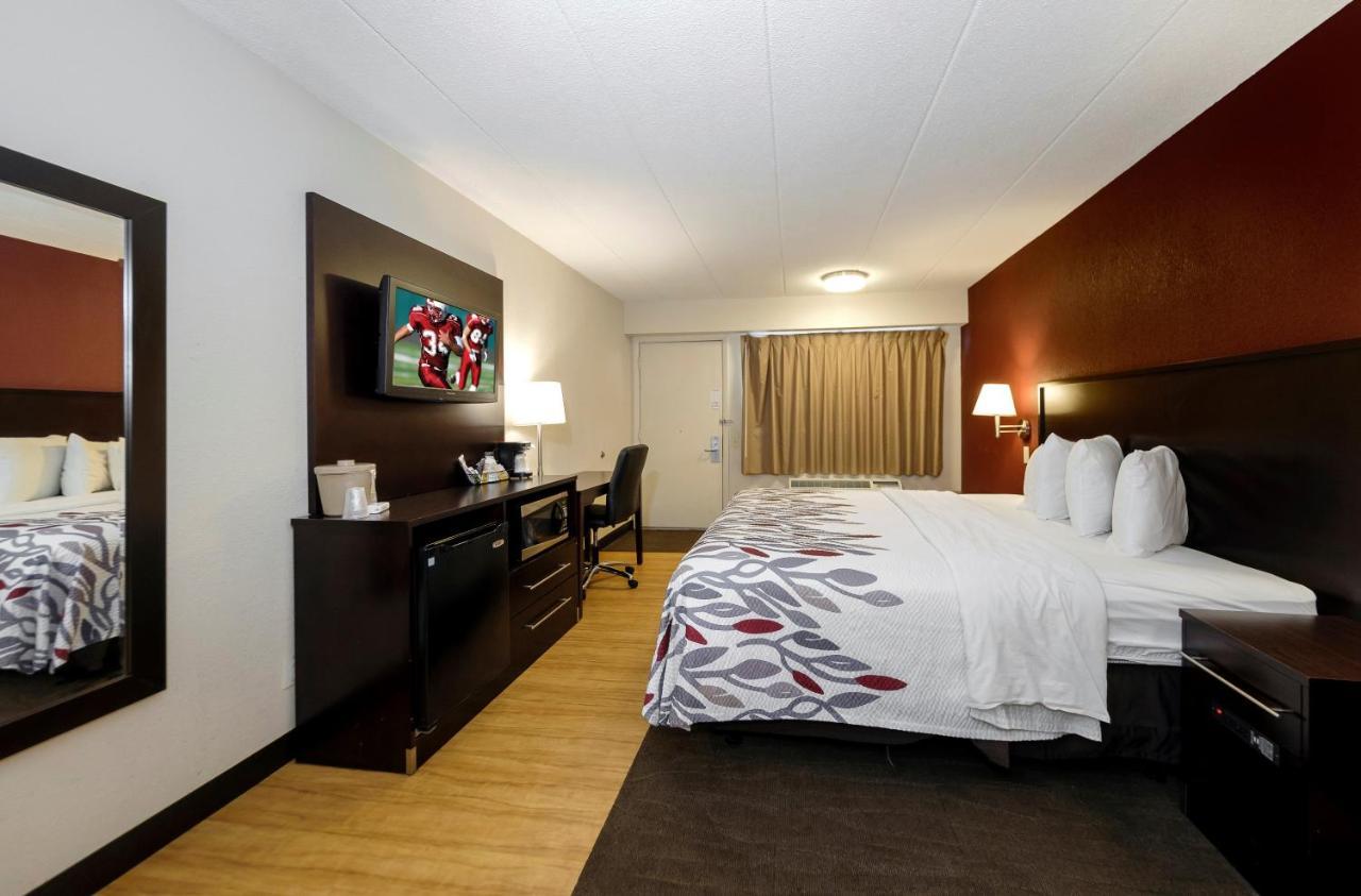 Red Roof Inn Lansing East - Msu Екстер'єр фото