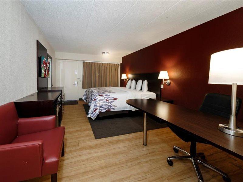 Red Roof Inn Lansing East - Msu Екстер'єр фото