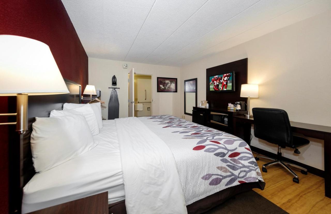 Red Roof Inn Lansing East - Msu Екстер'єр фото